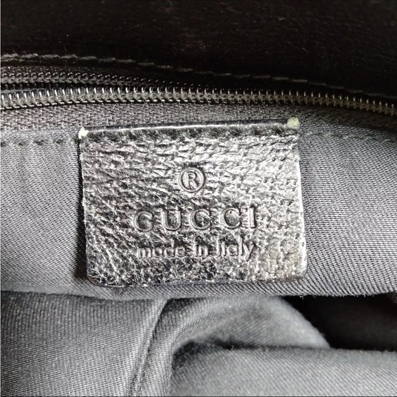 🔥SOLD🔥 GUCCI Black Original GG Canvas Eclipse
Bucket Bag Small - Picture 2 of 13